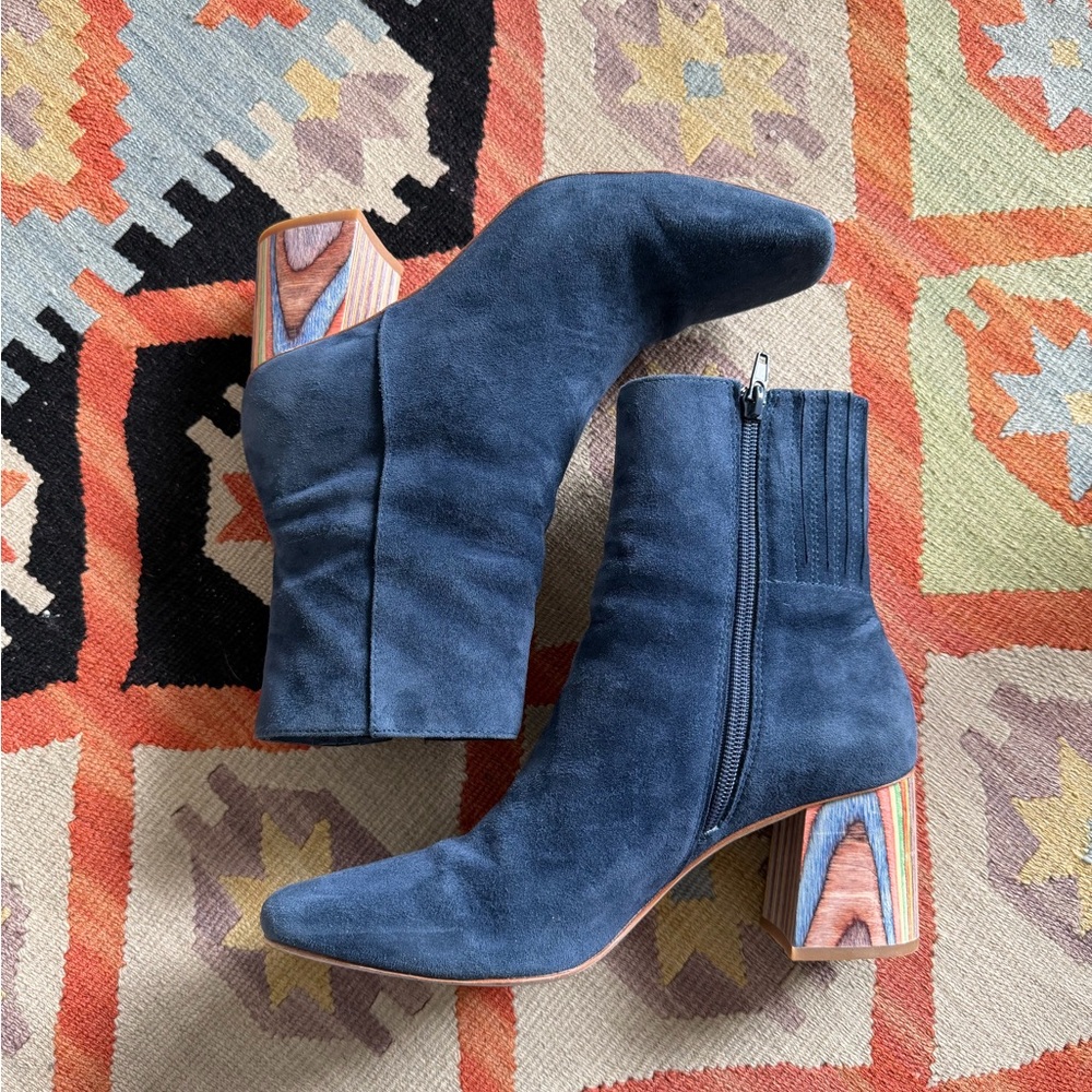 Charlotte Stone Women's Navy Suede Teegan Boots Size 9